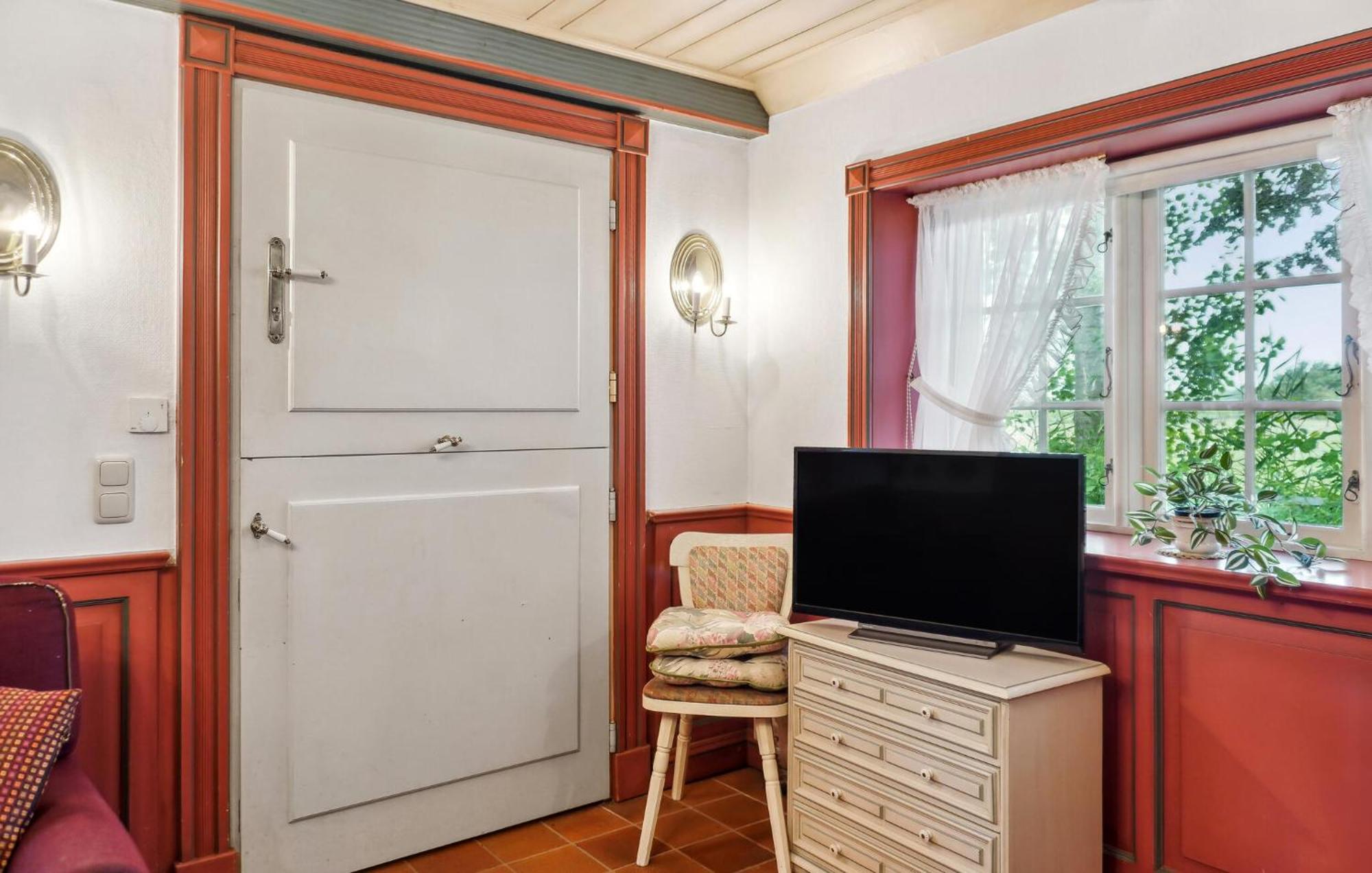 2 Bedroom Lovely Apartment In Dagebüll Esterno foto